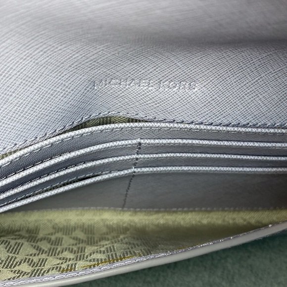 💜MICHAEL KORS💜Juliana Lilac Animal Print Large Flap Wallet/NWOT - Picture 8 of 12